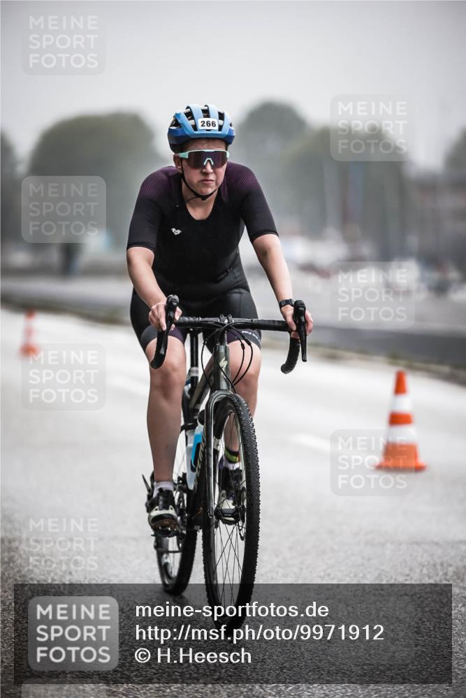 16.08.2026 - KN Förde Triathlon 2026 H.Heesch http://msf.ph/oto/9971912 16.08.2026 10:02:49 Radfahren 181, 233, 234, 253, 266 meine-sportfotos.de