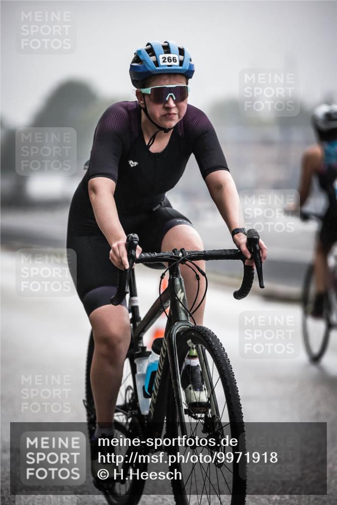 16.08.2026 - KN Förde Triathlon 2026 H.Heesch http://msf.ph/oto/9971918 16.08.2026 10:02:49 Radfahren 181, 233, 234, 253, 266 meine-sportfotos.de