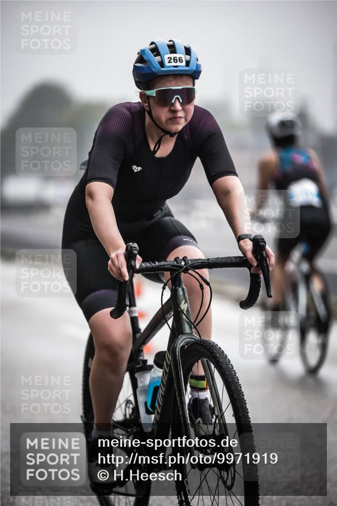 16.08.2026 - KN Förde Triathlon 2026 H.Heesch http://msf.ph/oto/9971919 16.08.2026 10:02:49 Radfahren 181, 233, 234, 253, 266 meine-sportfotos.de