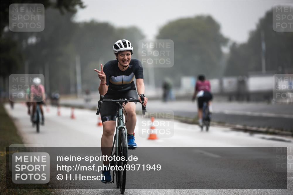 16.08.2026 - KN Förde Triathlon 2026 H.Heesch http://msf.ph/oto/9971949 16.08.2026 10:03:14 Radfahren 152, 193, 232 meine-sportfotos.de