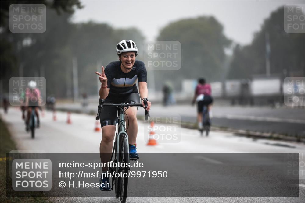 16.08.2026 - KN Förde Triathlon 2026 H.Heesch http://msf.ph/oto/9971950 16.08.2026 10:03:14 Radfahren 152, 193, 232 meine-sportfotos.de