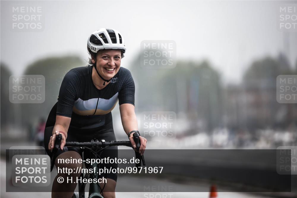 16.08.2026 - KN Förde Triathlon 2026 H.Heesch http://msf.ph/oto/9971967 16.08.2026 10:03:15 Radfahren 152, 193, 232, 244 meine-sportfotos.de