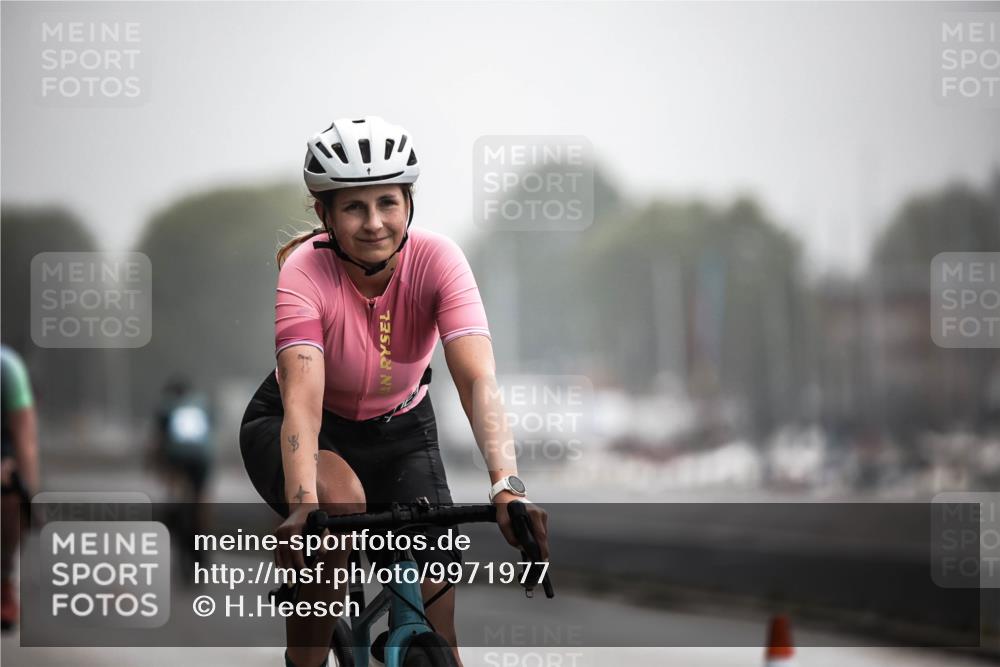 16.08.2026 - KN Förde Triathlon 2026 H.Heesch http://msf.ph/oto/9971977 16.08.2026 10:03:19 Radfahren 241, 244 meine-sportfotos.de