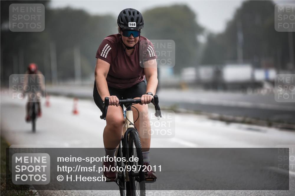 16.08.2026 - KN Förde Triathlon 2026 H.Heesch http://msf.ph/oto/9972011 16.08.2026 10:03:33 Radfahren  meine-sportfotos.de