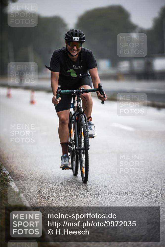 16.08.2026 - KN Förde Triathlon 2026 H.Heesch http://msf.ph/oto/9972035 16.08.2026 10:03:51 Radfahren 235 meine-sportfotos.de