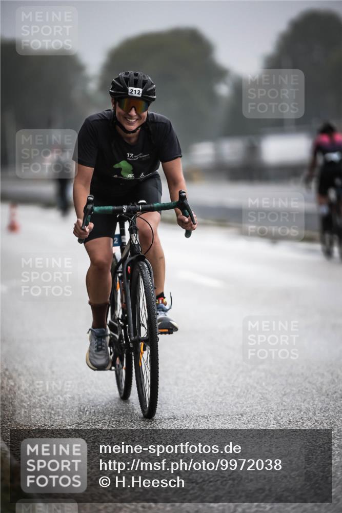 16.08.2026 - KN Förde Triathlon 2026 H.Heesch http://msf.ph/oto/9972038 16.08.2026 10:03:51 Radfahren 235 meine-sportfotos.de