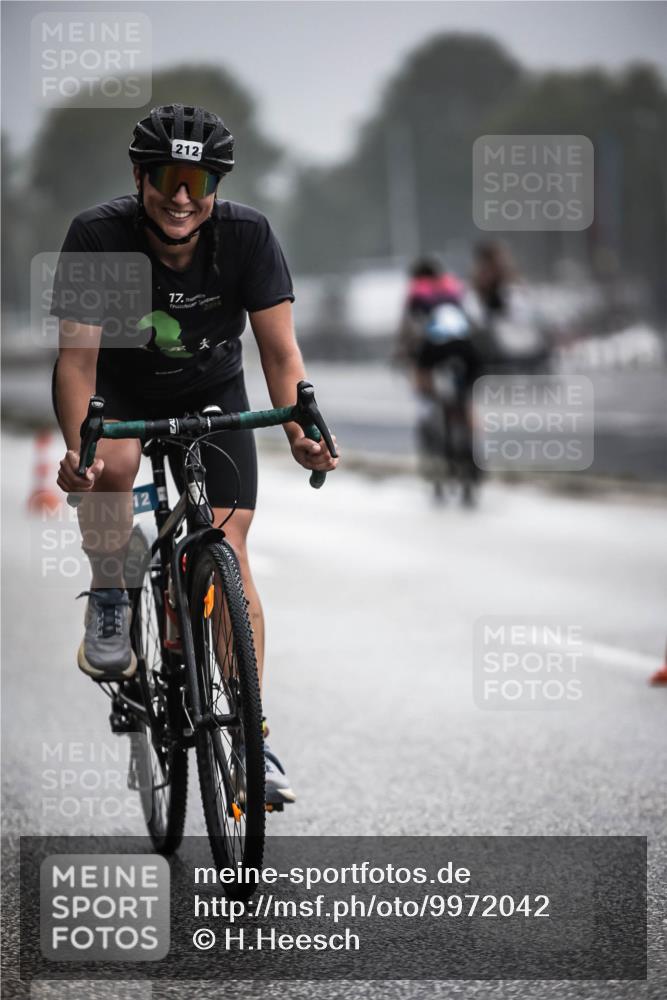 16.08.2026 - KN Förde Triathlon 2026 H.Heesch http://msf.ph/oto/9972042 16.08.2026 10:03:51 Radfahren 235 meine-sportfotos.de
