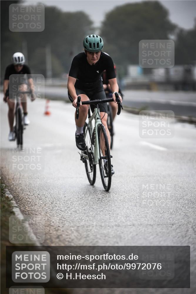 16.08.2026 - KN Förde Triathlon 2026 H.Heesch http://msf.ph/oto/9972076 16.08.2026 10:04:04 Radfahren 226, 240 meine-sportfotos.de