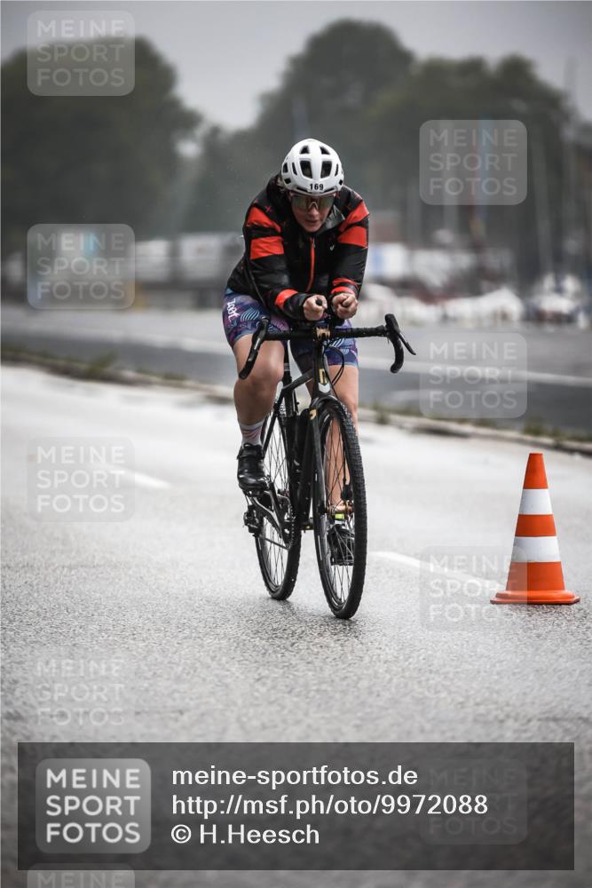 16.08.2026 - KN Förde Triathlon 2026 H.Heesch http://msf.ph/oto/9972088 16.08.2026 10:04:05 Radfahren 226, 240 meine-sportfotos.de