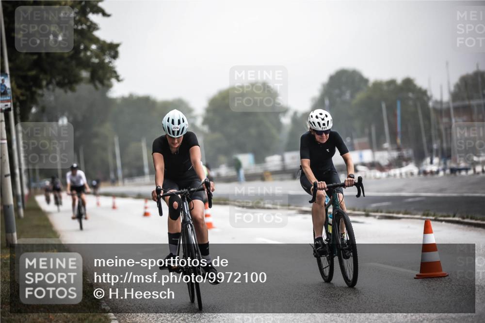 16.08.2026 - KN Förde Triathlon 2026 H.Heesch http://msf.ph/oto/9972100 16.08.2026 10:04:11 Radfahren 226, 227, 228 meine-sportfotos.de
