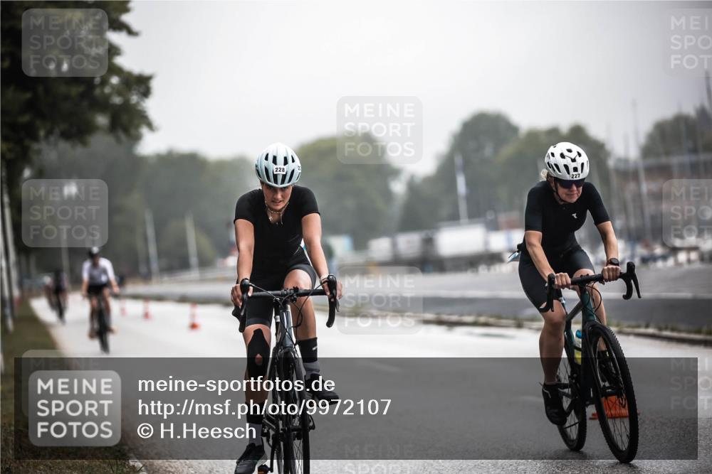 16.08.2026 - KN Förde Triathlon 2026 H.Heesch http://msf.ph/oto/9972107 16.08.2026 10:04:11 Radfahren 226, 227, 228 meine-sportfotos.de