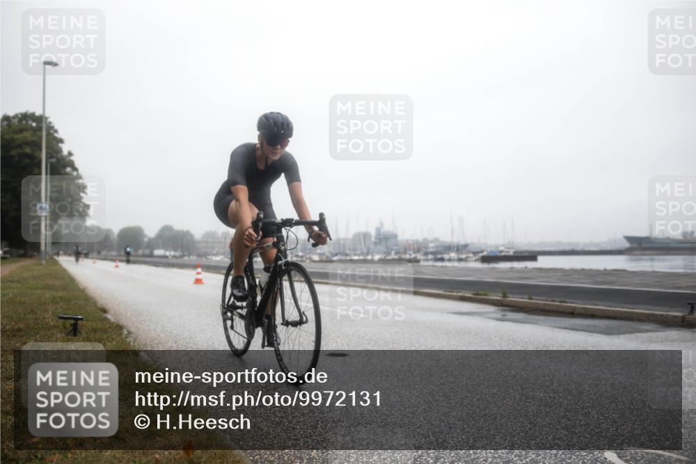 16.08.2026 - KN Förde Triathlon 2026 H.Heesch http://msf.ph/oto/9972131 16.08.2026 09:52:05 Radfahren 190, 199, 241 meine-sportfotos.de