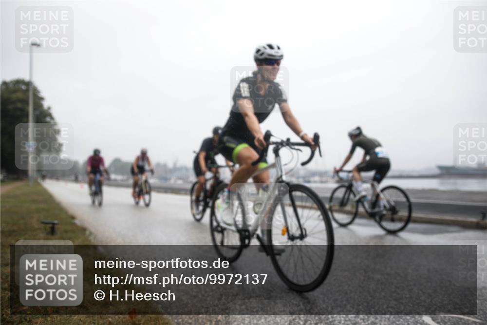 16.08.2026 - KN Förde Triathlon 2026 H.Heesch http://msf.ph/oto/9972137 16.08.2026 09:52:34 Radfahren 163, 165, 191, 212, 235, 259 meine-sportfotos.de