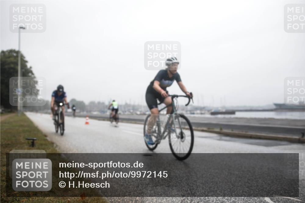 16.08.2026 - KN Förde Triathlon 2026 H.Heesch http://msf.ph/oto/9972145 16.08.2026 09:52:45 Radfahren 129, 242, 253 meine-sportfotos.de