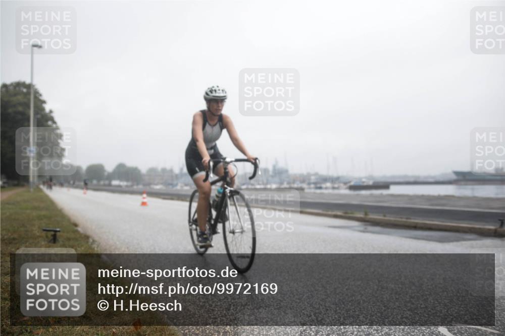 16.08.2026 - KN Förde Triathlon 2026 H.Heesch http://msf.ph/oto/9972169 16.08.2026 09:53:44 Radfahren 137, 141, 152, 167, 179 meine-sportfotos.de