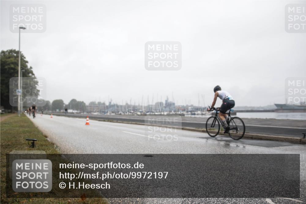 16.08.2026 - KN Förde Triathlon 2026 H.Heesch http://msf.ph/oto/9972197 16.08.2026 09:54:44 Radfahren 128, 132 meine-sportfotos.de