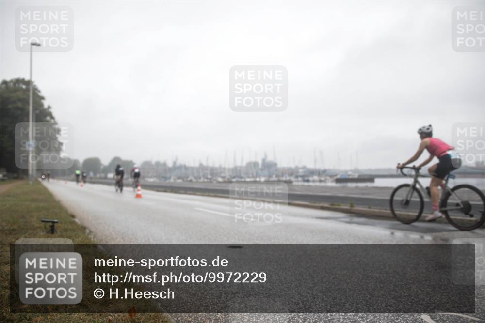 16.08.2026 - KN Förde Triathlon 2026 H.Heesch http://msf.ph/oto/9972229 16.08.2026 09:56:20 Radfahren 260, 261 meine-sportfotos.de