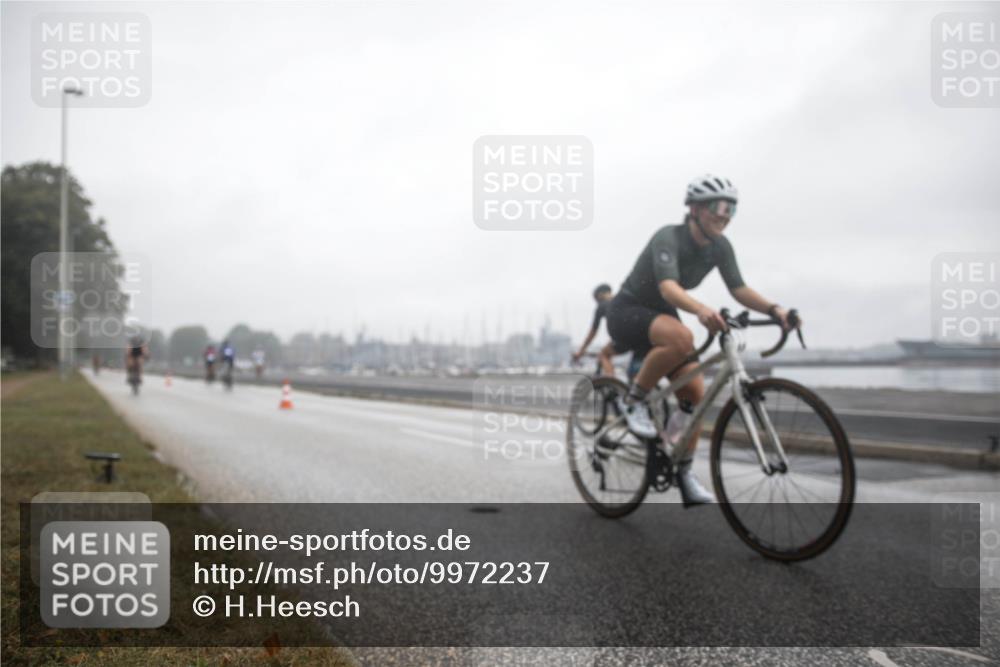 16.08.2026 - KN Förde Triathlon 2026 H.Heesch http://msf.ph/oto/9972237 16.08.2026 09:56:33 Radfahren 108, 137 meine-sportfotos.de