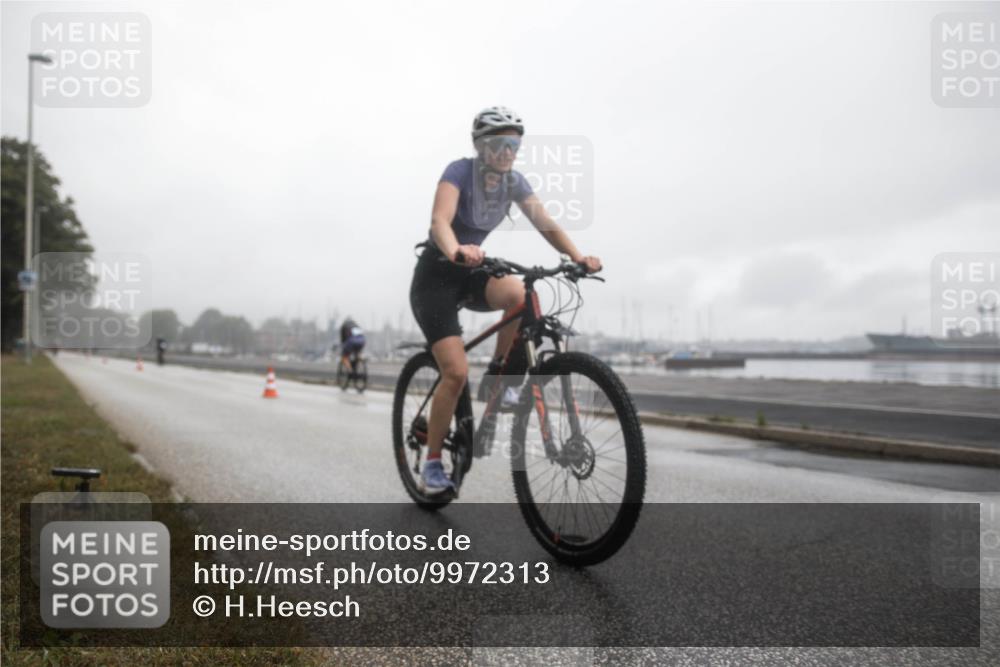 16.08.2026 - KN Förde Triathlon 2026 H.Heesch http://msf.ph/oto/9972313 16.08.2026 10:01:26 Radfahren 217, 252 meine-sportfotos.de