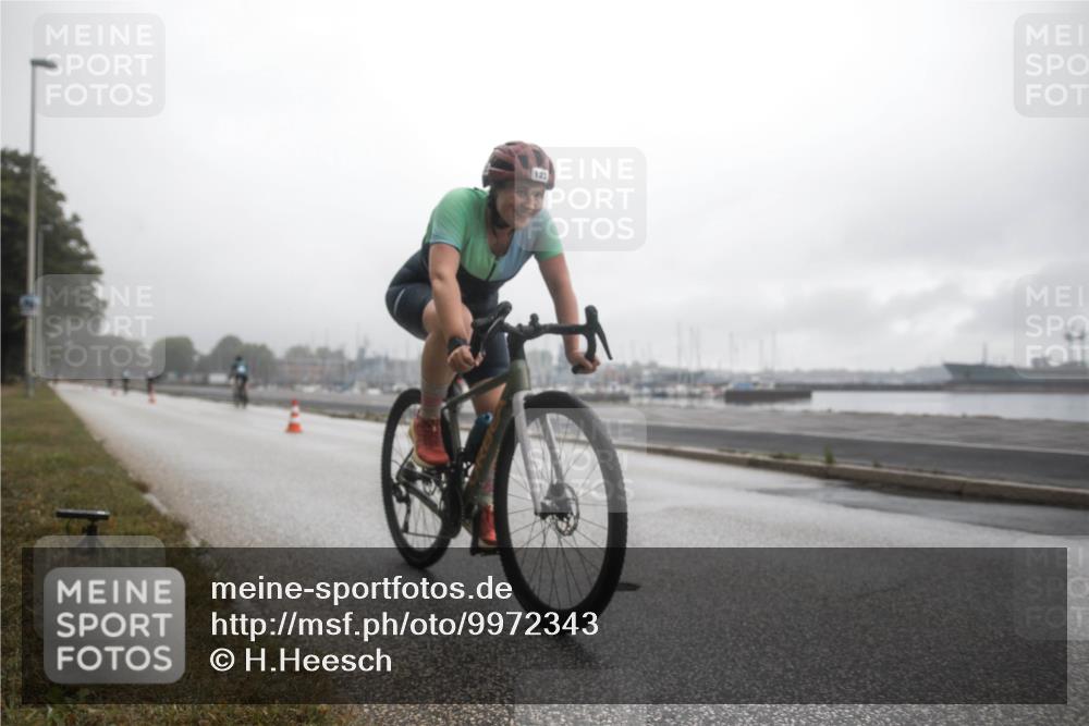 16.08.2026 - KN Förde Triathlon 2026 H.Heesch http://msf.ph/oto/9972343 16.08.2026 10:03:22 Radfahren 241, 244 meine-sportfotos.de