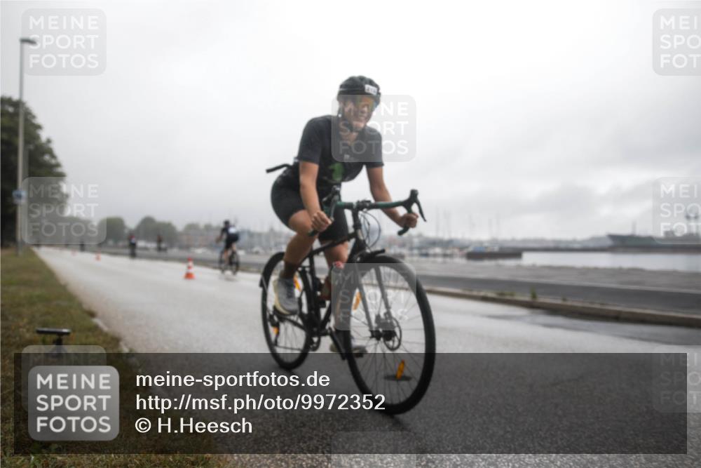 16.08.2026 - KN Förde Triathlon 2026 H.Heesch http://msf.ph/oto/9972352 16.08.2026 10:03:53 Radfahren  meine-sportfotos.de