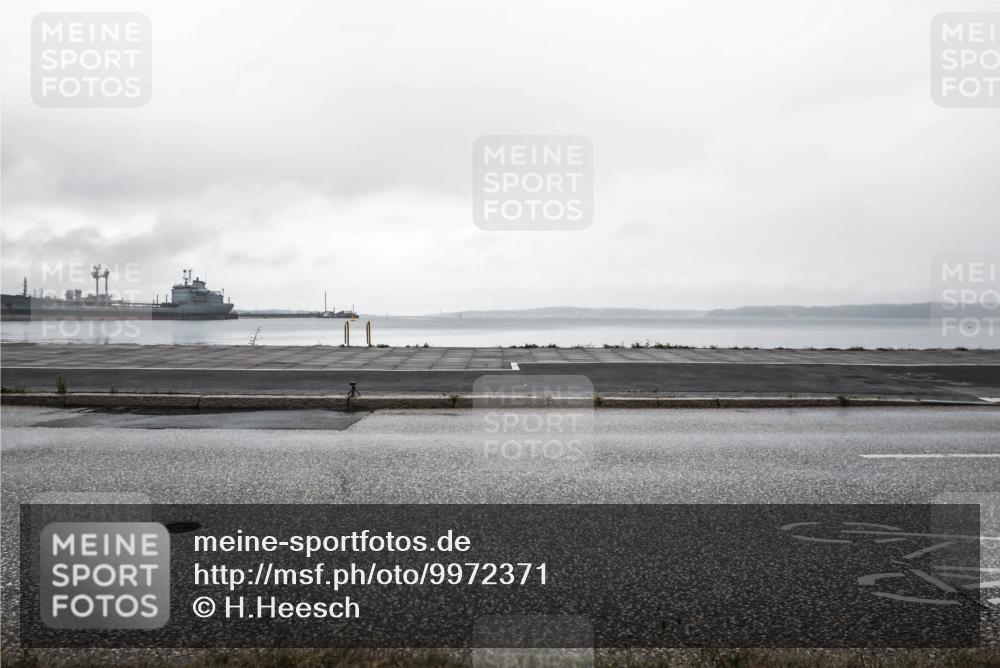 16.08.2026 - KN Förde Triathlon 2026 H.Heesch http://msf.ph/oto/9972371 16.08.2026 10:04:17 Radfahren  meine-sportfotos.de