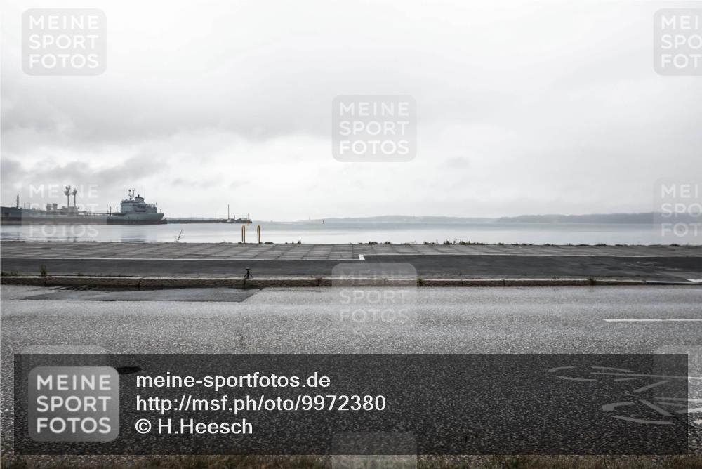 16.08.2026 - KN Förde Triathlon 2026 H.Heesch http://msf.ph/oto/9972380 16.08.2026 10:04:33 Radfahren  meine-sportfotos.de
