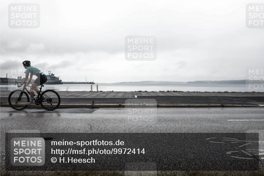 16.08.2026 - KN Förde Triathlon 2026 H.Heesch http://msf.ph/oto/9972414 16.08.2026 10:05:13 Radfahren  meine-sportfotos.de