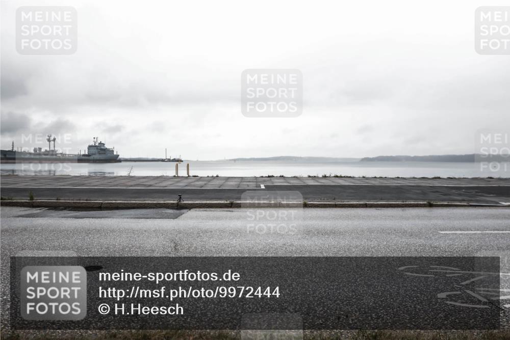 16.08.2026 - KN Förde Triathlon 2026 H.Heesch http://msf.ph/oto/9972444 16.08.2026 10:06:06 Radfahren  meine-sportfotos.de
