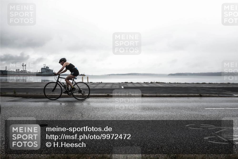 16.08.2026 - KN Förde Triathlon 2026 H.Heesch http://msf.ph/oto/9972472 16.08.2026 10:06:46 Radfahren  meine-sportfotos.de