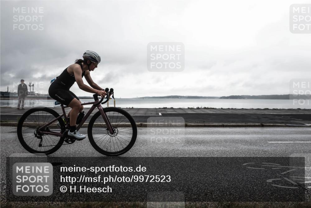 16.08.2026 - KN Förde Triathlon 2026 H.Heesch http://msf.ph/oto/9972523 16.08.2026 10:08:30 Radfahren  meine-sportfotos.de