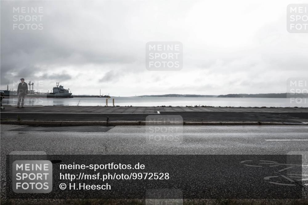 16.08.2026 - KN Förde Triathlon 2026 H.Heesch http://msf.ph/oto/9972528 16.08.2026 10:08:33 Radfahren  meine-sportfotos.de