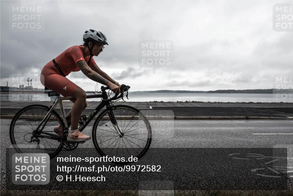 16.08.2026 - KN Förde Triathlon 2026 H.Heesch http://msf.ph/oto/9972582 16.08.2026 10:09:57 Radfahren 260 meine-sportfotos.de