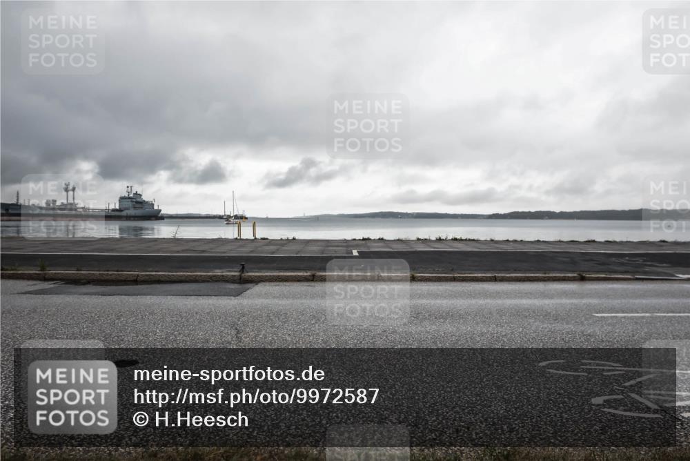 16.08.2026 - KN Förde Triathlon 2026 H.Heesch http://msf.ph/oto/9972587 16.08.2026 10:09:59 Radfahren 260 meine-sportfotos.de