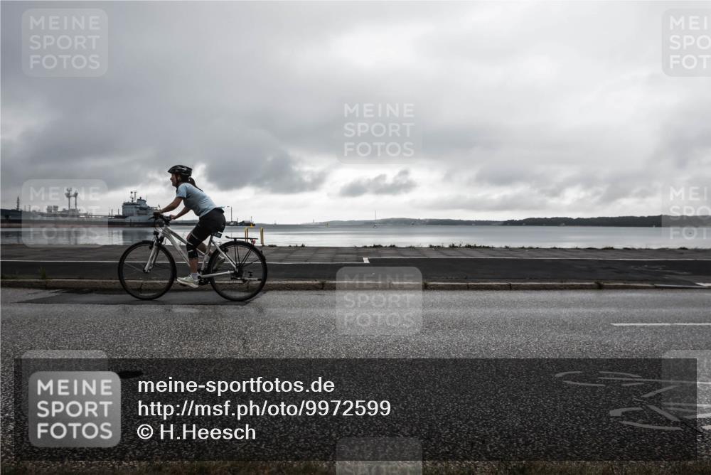 16.08.2026 - KN Förde Triathlon 2026 H.Heesch http://msf.ph/oto/9972599 16.08.2026 10:12:00 Radfahren  meine-sportfotos.de
