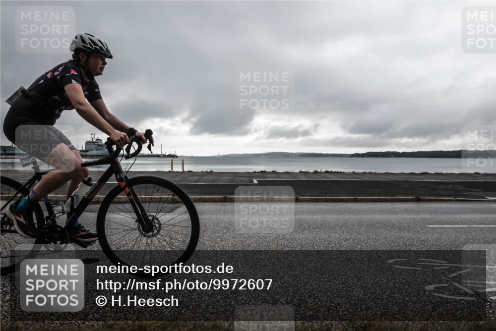 16.08.2026 - KN Förde Triathlon 2026 H.Heesch http://msf.ph/oto/9972607 16.08.2026 10:13:26 Radfahren  meine-sportfotos.de