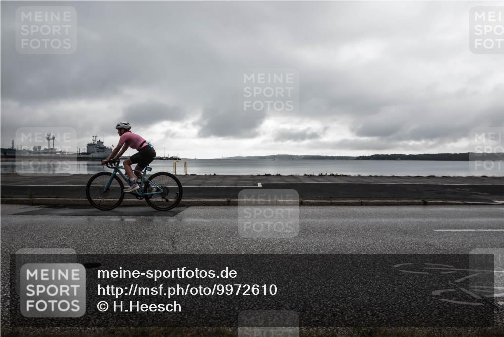 16.08.2026 - KN Förde Triathlon 2026 H.Heesch http://msf.ph/oto/9972610 16.08.2026 10:13:37 Radfahren  meine-sportfotos.de