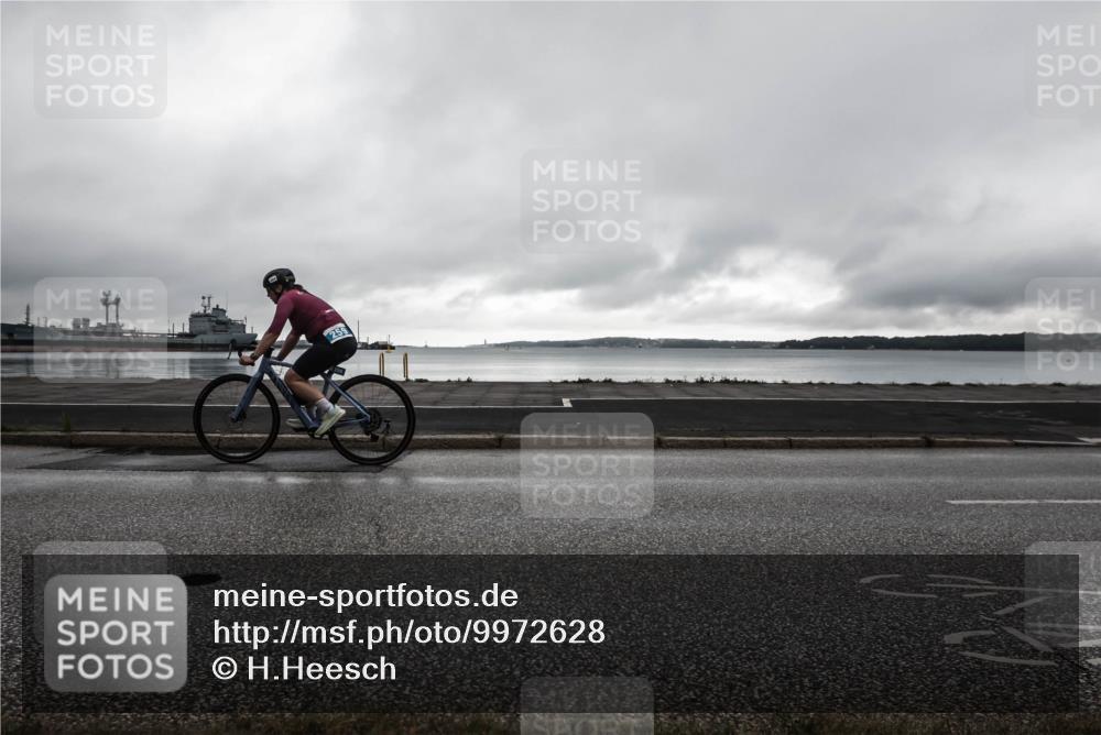 16.08.2026 - KN Förde Triathlon 2026 H.Heesch http://msf.ph/oto/9972628 16.08.2026 10:16:51 Radfahren  meine-sportfotos.de