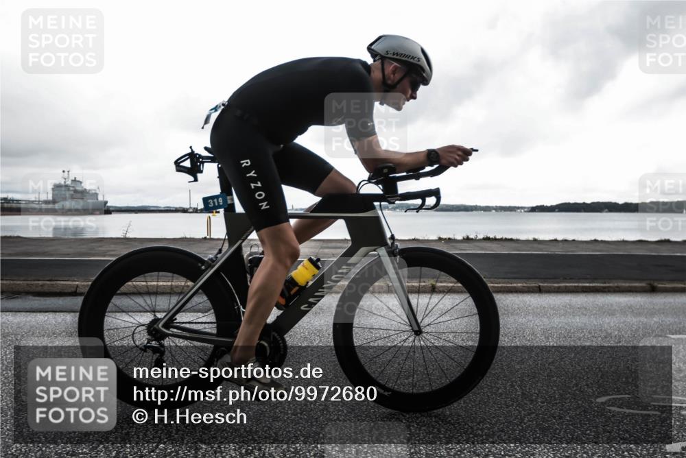 16.08.2026 - KN Förde Triathlon 2026 H.Heesch http://msf.ph/oto/9972680 16.08.2026 11:01:12 Radfahren 319, 323 meine-sportfotos.de