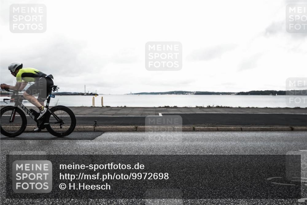16.08.2026 - KN Förde Triathlon 2026 H.Heesch http://msf.ph/oto/9972698 16.08.2026 11:02:42 Radfahren 317, 336 meine-sportfotos.de