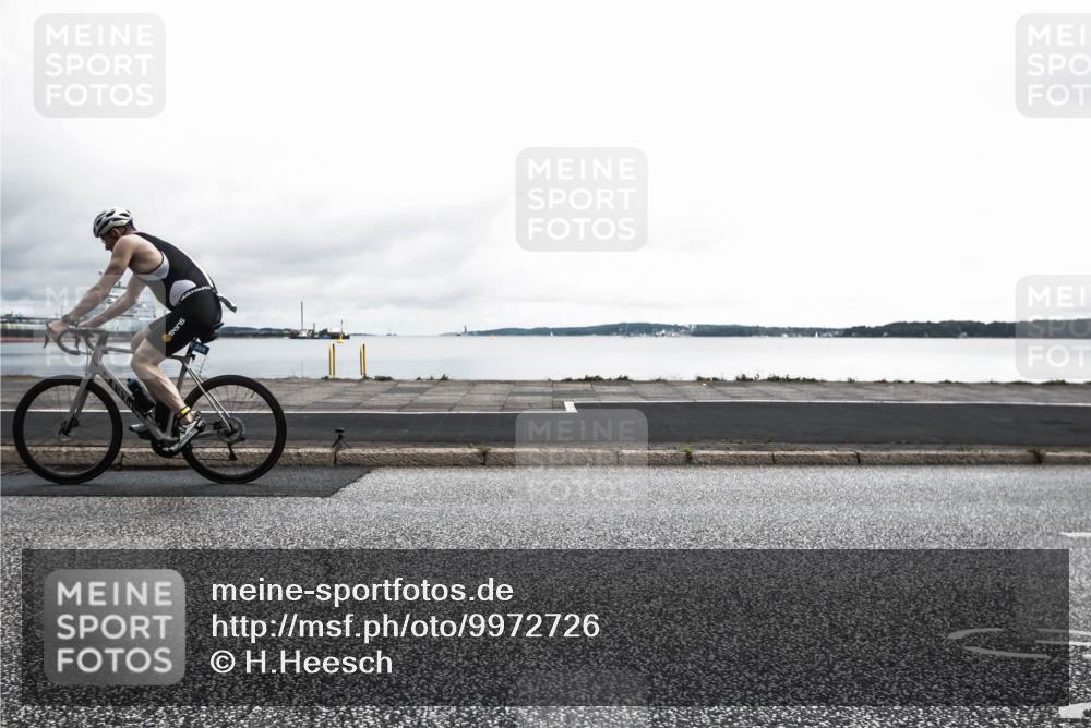16.08.2026 - KN Förde Triathlon 2026 H.Heesch http://msf.ph/oto/9972726 16.08.2026 11:05:25 Radfahren 350 meine-sportfotos.de