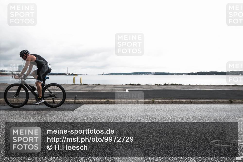 16.08.2026 - KN Förde Triathlon 2026 H.Heesch http://msf.ph/oto/9972729 16.08.2026 11:05:50 Radfahren 359, 804 meine-sportfotos.de