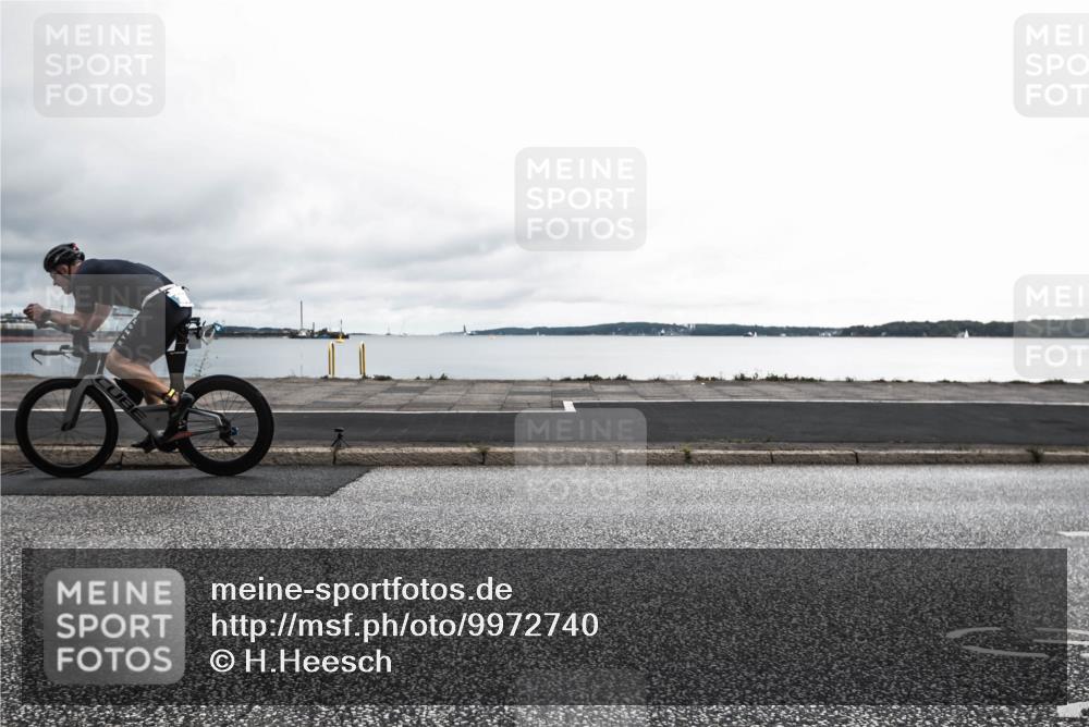16.08.2026 - KN Förde Triathlon 2026 H.Heesch http://msf.ph/oto/9972740 16.08.2026 11:07:16 Radfahren 304, 306, 345, 348, 356, 371 meine-sportfotos.de