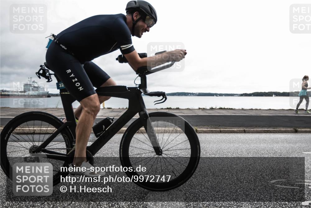 16.08.2026 - KN Förde Triathlon 2026 H.Heesch http://msf.ph/oto/9972747 16.08.2026 11:07:25 Radfahren 302, 322, 328 meine-sportfotos.de
