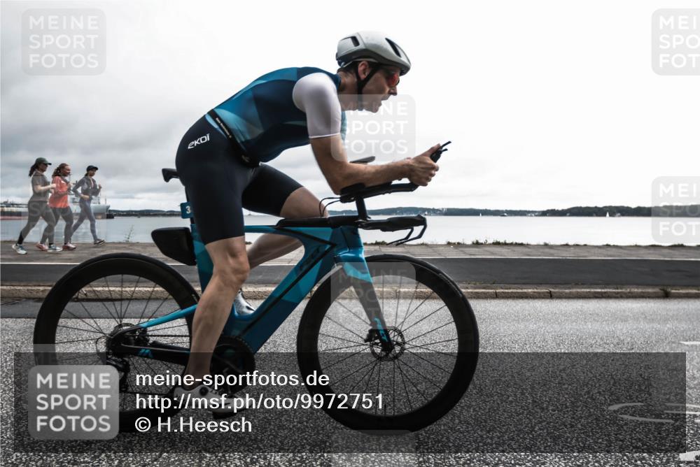 16.08.2026 - KN Förde Triathlon 2026 H.Heesch http://msf.ph/oto/9972751 16.08.2026 11:07:38 Radfahren 330, 350, 355 meine-sportfotos.de