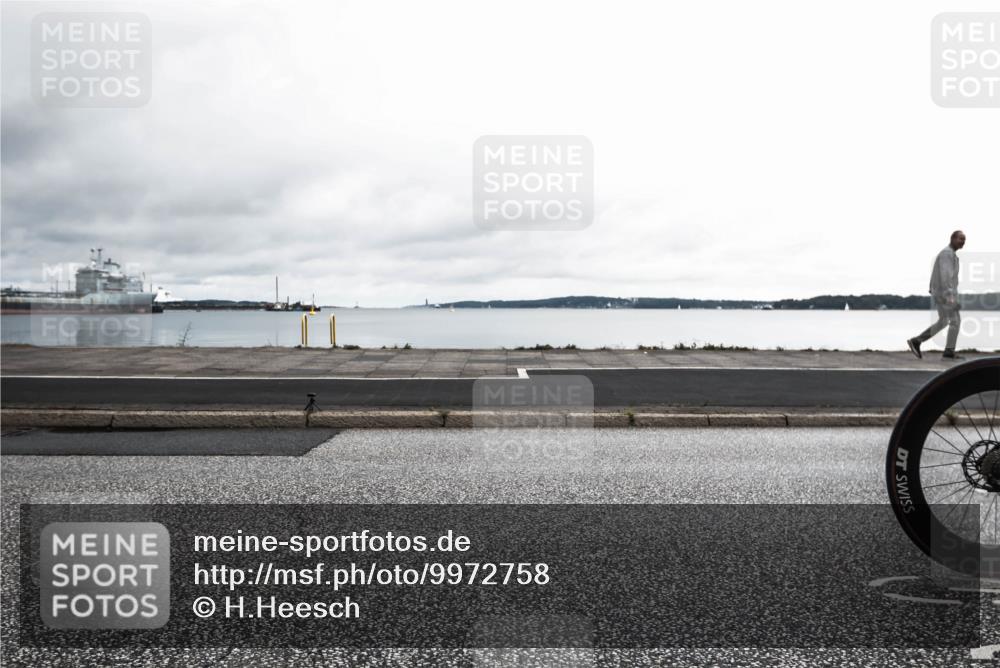 16.08.2026 - KN Förde Triathlon 2026 H.Heesch http://msf.ph/oto/9972758 16.08.2026 11:08:05 Radfahren 301, 307, 359, 382, 804 meine-sportfotos.de