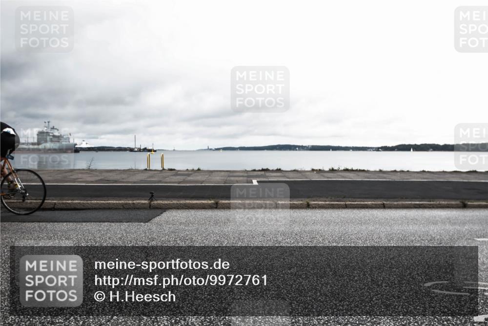 16.08.2026 - KN Förde Triathlon 2026 H.Heesch http://msf.ph/oto/9972761 16.08.2026 11:08:09 Radfahren 301, 383, 804 meine-sportfotos.de