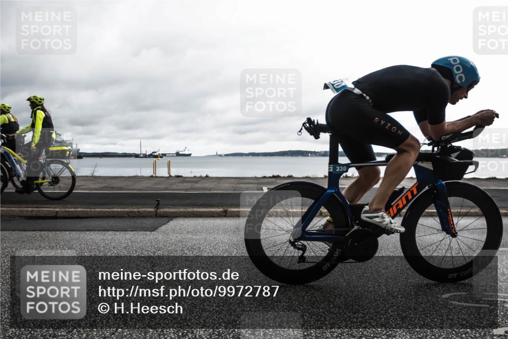 16.08.2026 - KN Förde Triathlon 2026 H.Heesch http://msf.ph/oto/9972787 16.08.2026 11:09:38 Radfahren 330, 389 meine-sportfotos.de