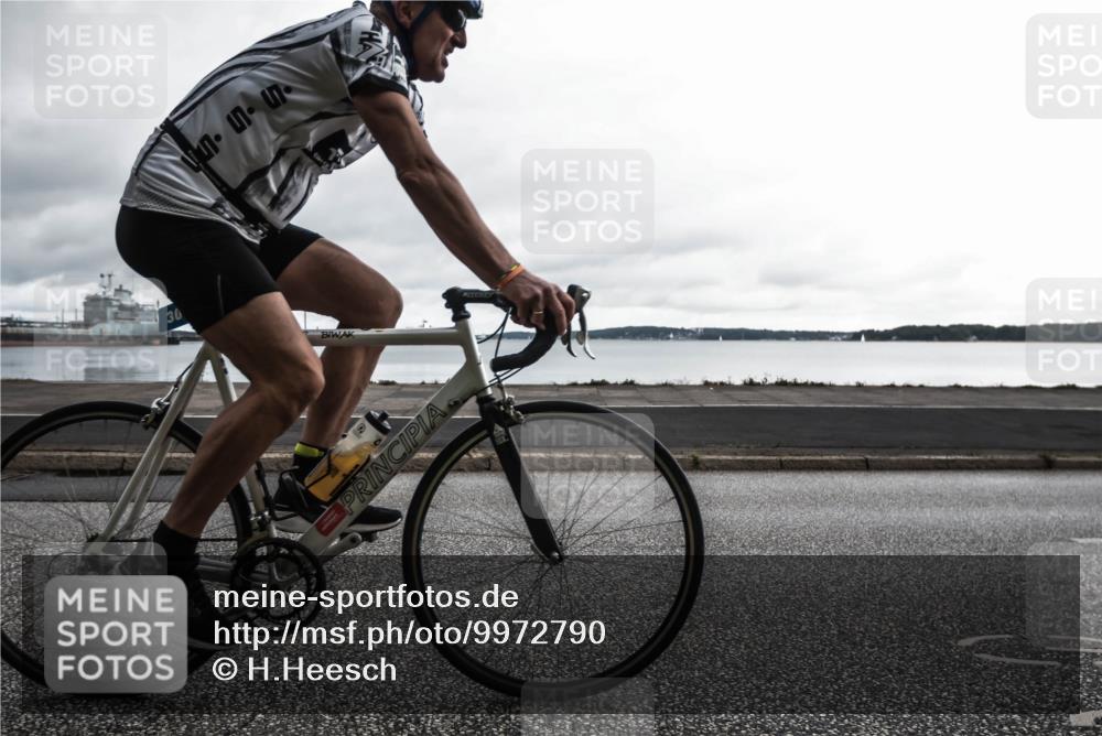 16.08.2026 - KN Förde Triathlon 2026 H.Heesch http://msf.ph/oto/9972790 16.08.2026 11:09:49 Radfahren 306, 312, 364, 388, 392 meine-sportfotos.de