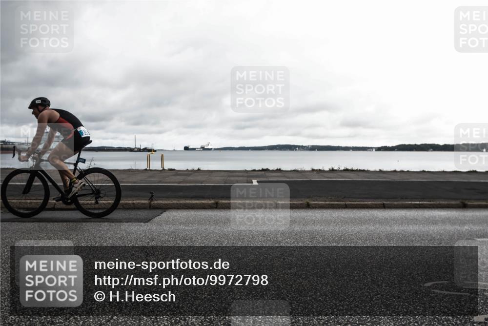 16.08.2026 - KN Förde Triathlon 2026 H.Heesch http://msf.ph/oto/9972798 16.08.2026 11:10:17 Radfahren 382 meine-sportfotos.de